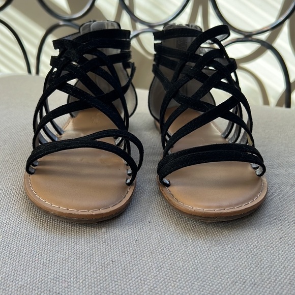 Cat and Jack flat gladiator sandals black velour size 13 - Picture 2 of 10
